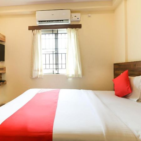 Hôtel Oyo 36197 Royal Wood à Bangalore Extérieur photo