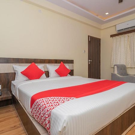 Hôtel Oyo 36197 Royal Wood à Bangalore Extérieur photo