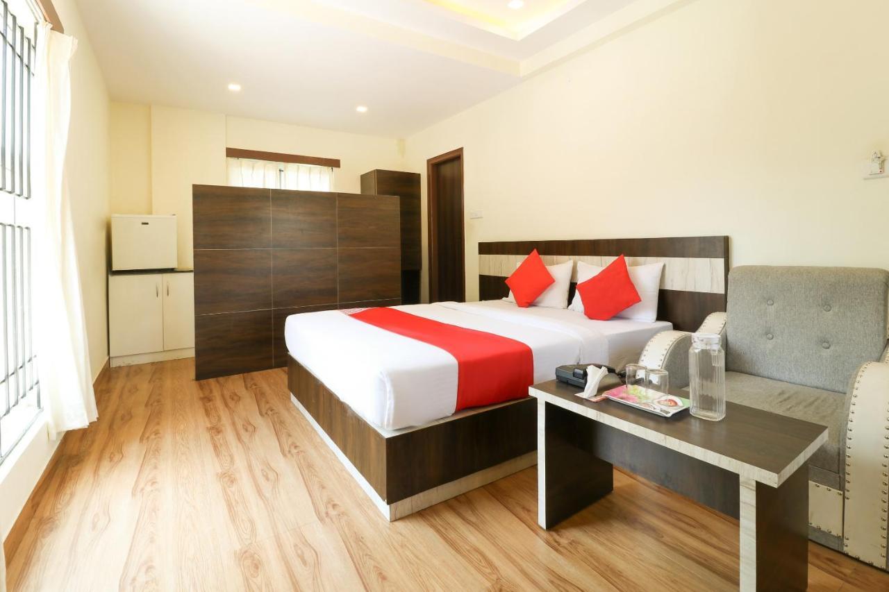 Hôtel Oyo 36197 Royal Wood à Bangalore Extérieur photo