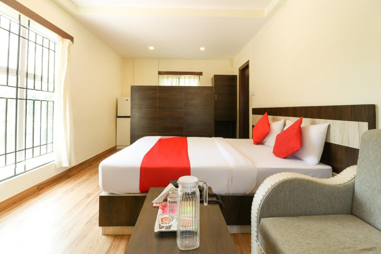 Hôtel Oyo 36197 Royal Wood à Bangalore Extérieur photo