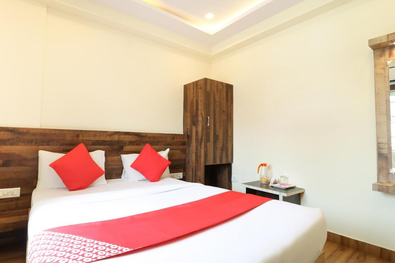 Hôtel Oyo 36197 Royal Wood à Bangalore Extérieur photo