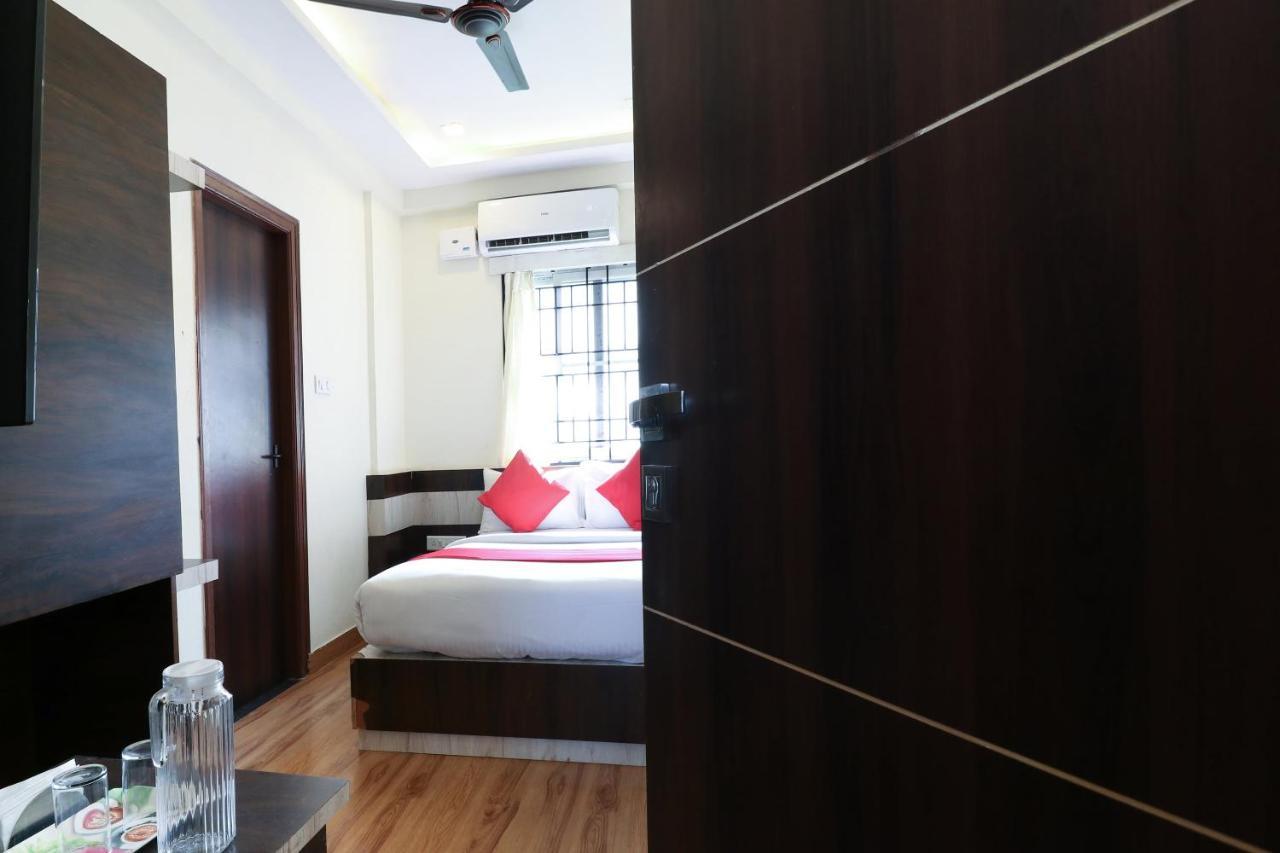 Hôtel Oyo 36197 Royal Wood à Bangalore Extérieur photo