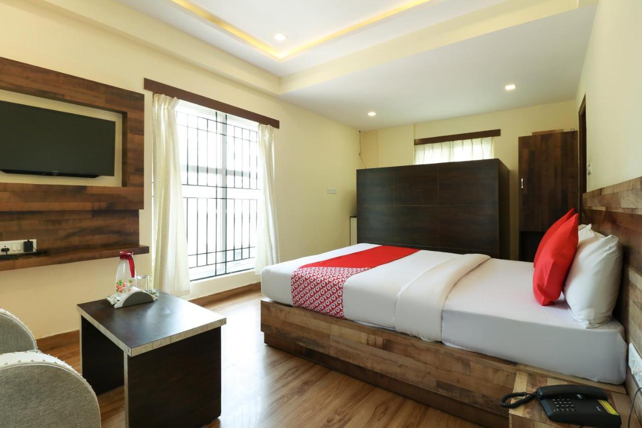 Hôtel Oyo 36197 Royal Wood à Bangalore Extérieur photo