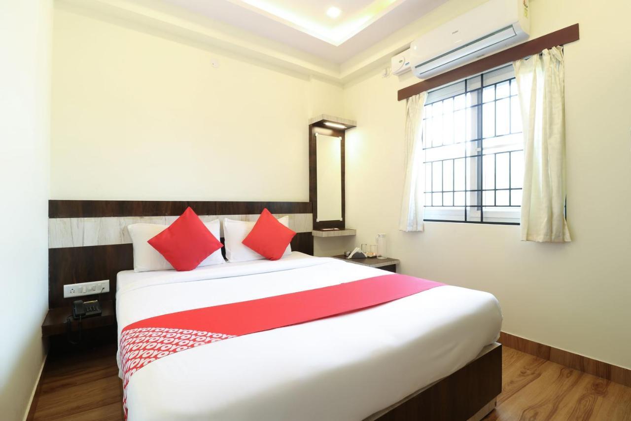 Hôtel Oyo 36197 Royal Wood à Bangalore Extérieur photo
