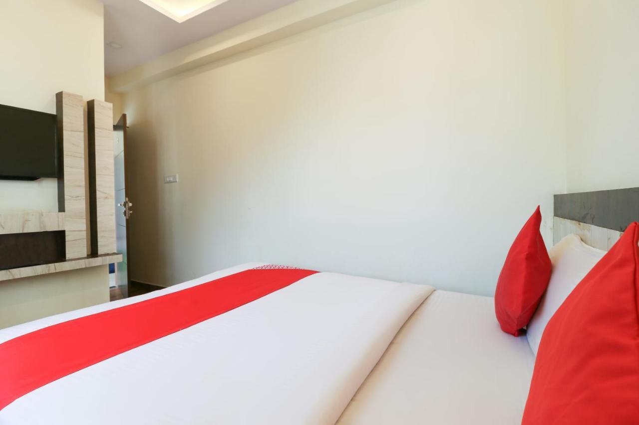 Hôtel Oyo 36197 Royal Wood à Bangalore Extérieur photo