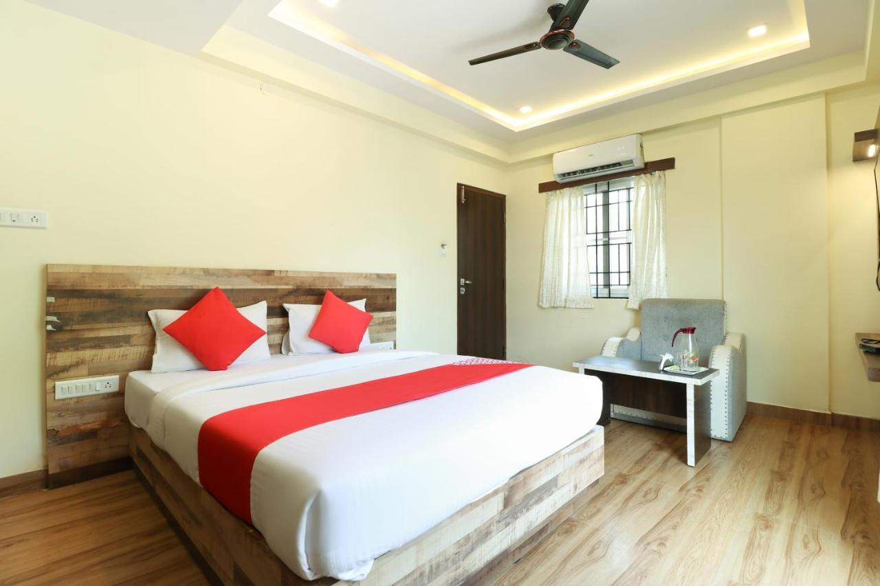 Hôtel Oyo 36197 Royal Wood à Bangalore Extérieur photo