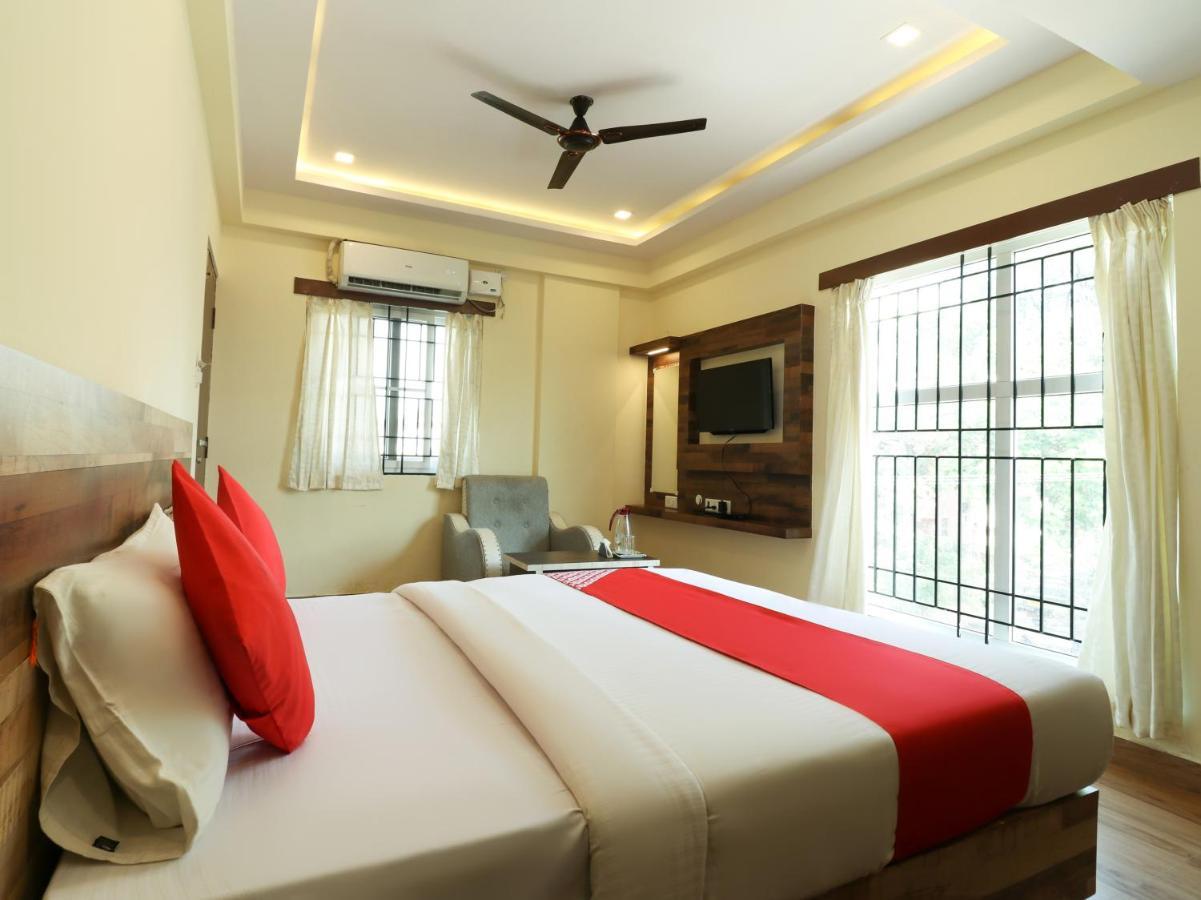 Hôtel Oyo 36197 Royal Wood à Bangalore Extérieur photo