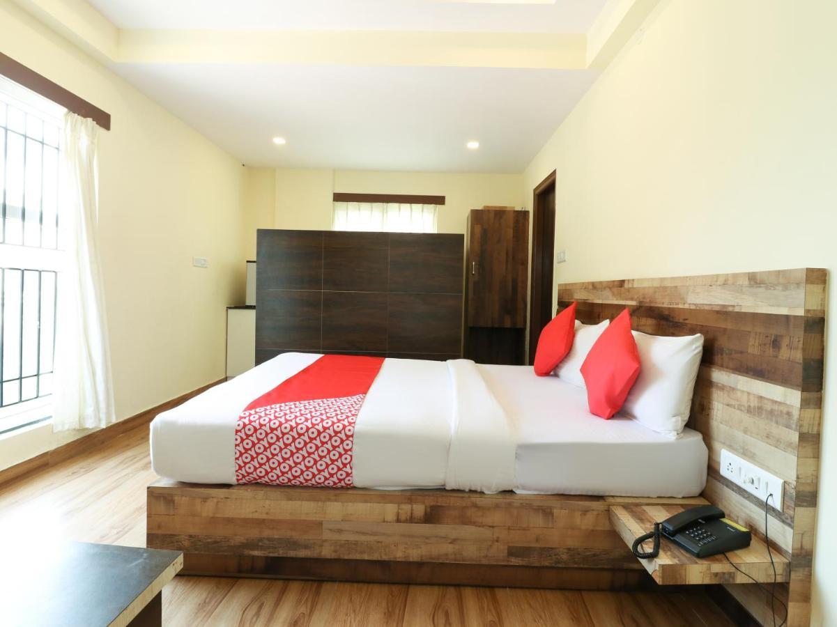 Hôtel Oyo 36197 Royal Wood à Bangalore Extérieur photo