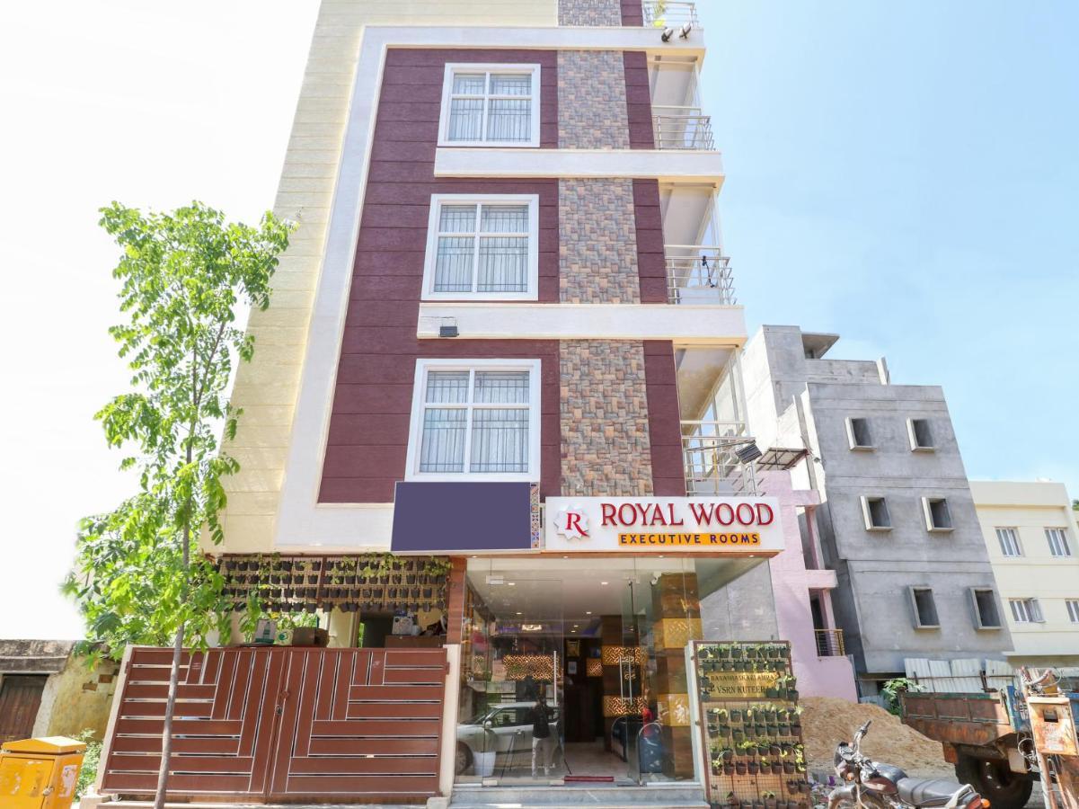 Hôtel Oyo 36197 Royal Wood à Bangalore Extérieur photo