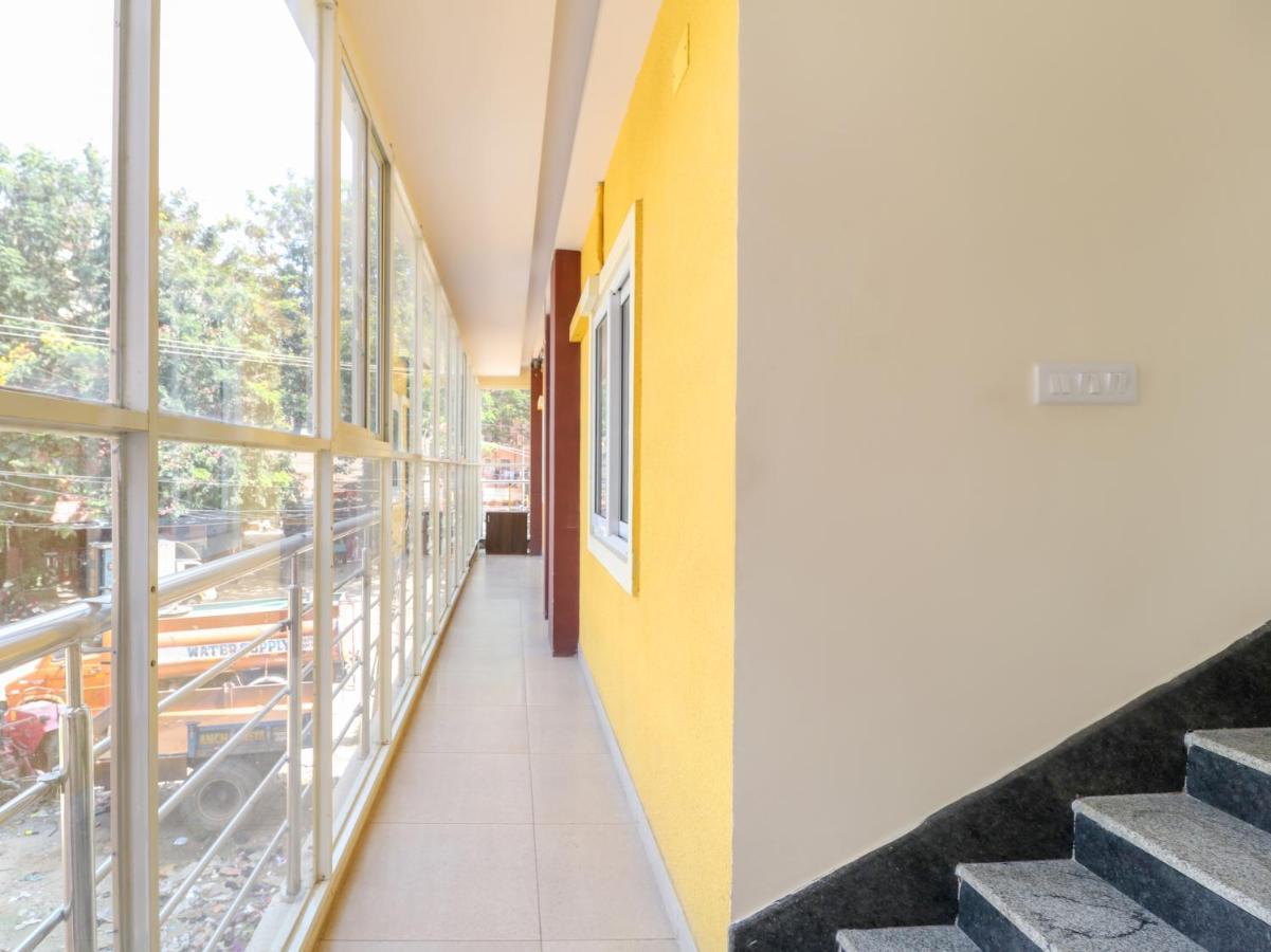 Hôtel Oyo 36197 Royal Wood à Bangalore Extérieur photo
