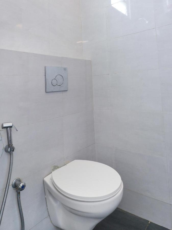 Hôtel Oyo 36197 Royal Wood à Bangalore Extérieur photo